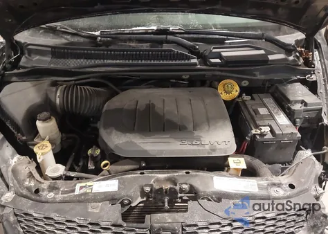 2019 Dodge Grand Caravan Gt z USA, uszkodzony, nr VIN 2C4RDGEG5KR717688